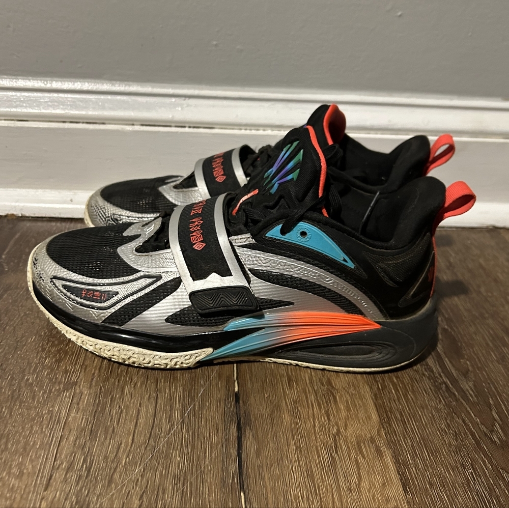 ANTA - KAI-LEIDOSCOPE Kids' Basketball Sneakers - 7y